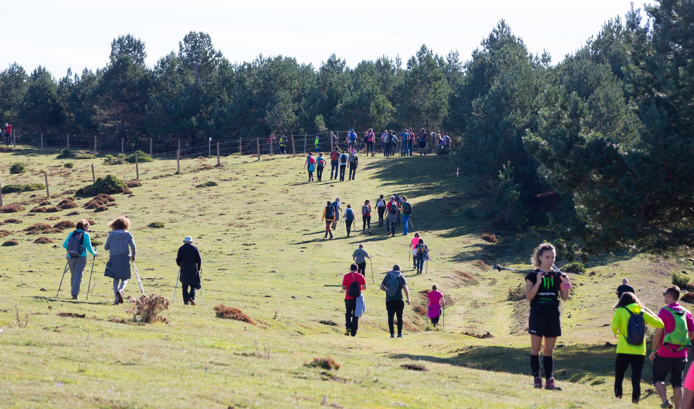 La marcha otoñal ha reunido a 450 senderistas 