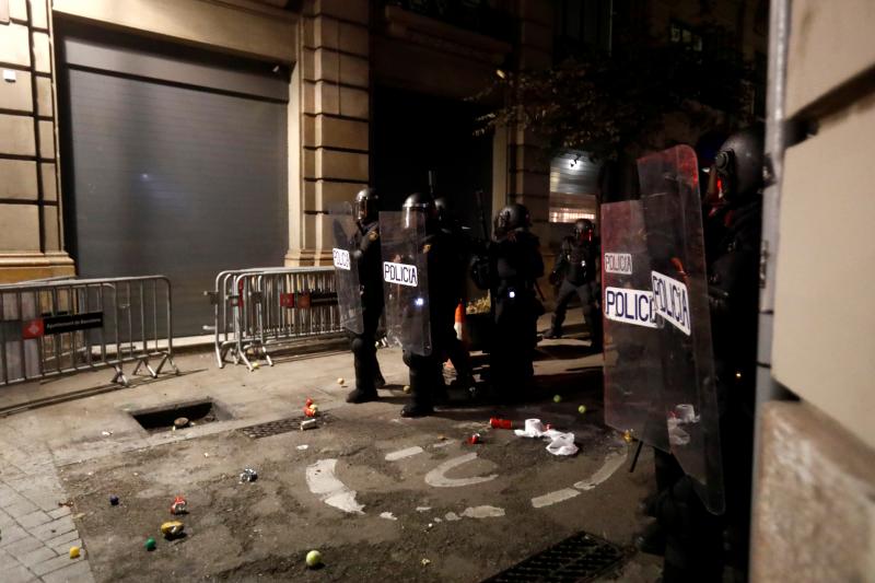 Fotos: La violencia vuelve a las calles de Barcelona