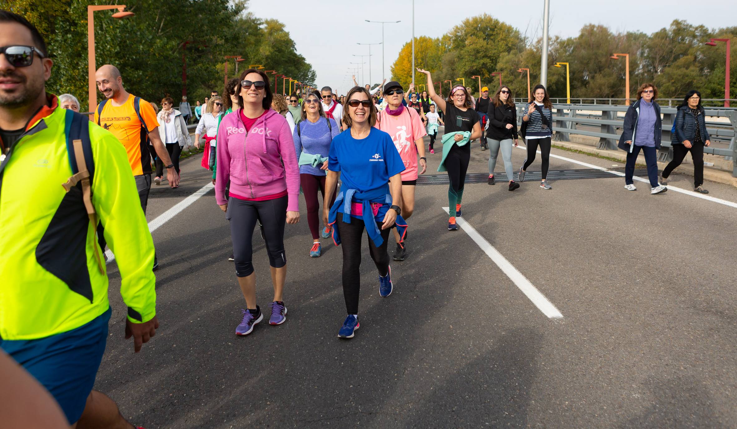 Los marchosos tienen que completar un recorrido llano de 19 kilómetros, desde la capital riojana hacia Villamediana de Iregua, Alberite y Lardero