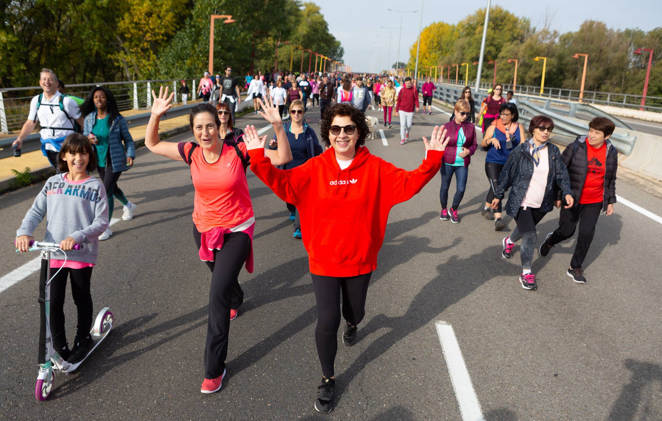 Los marchosos tienen que completar un recorrido llano de 19 kilómetros, desde la capital riojana hacia Villamediana de Iregua, Alberite y Lardero