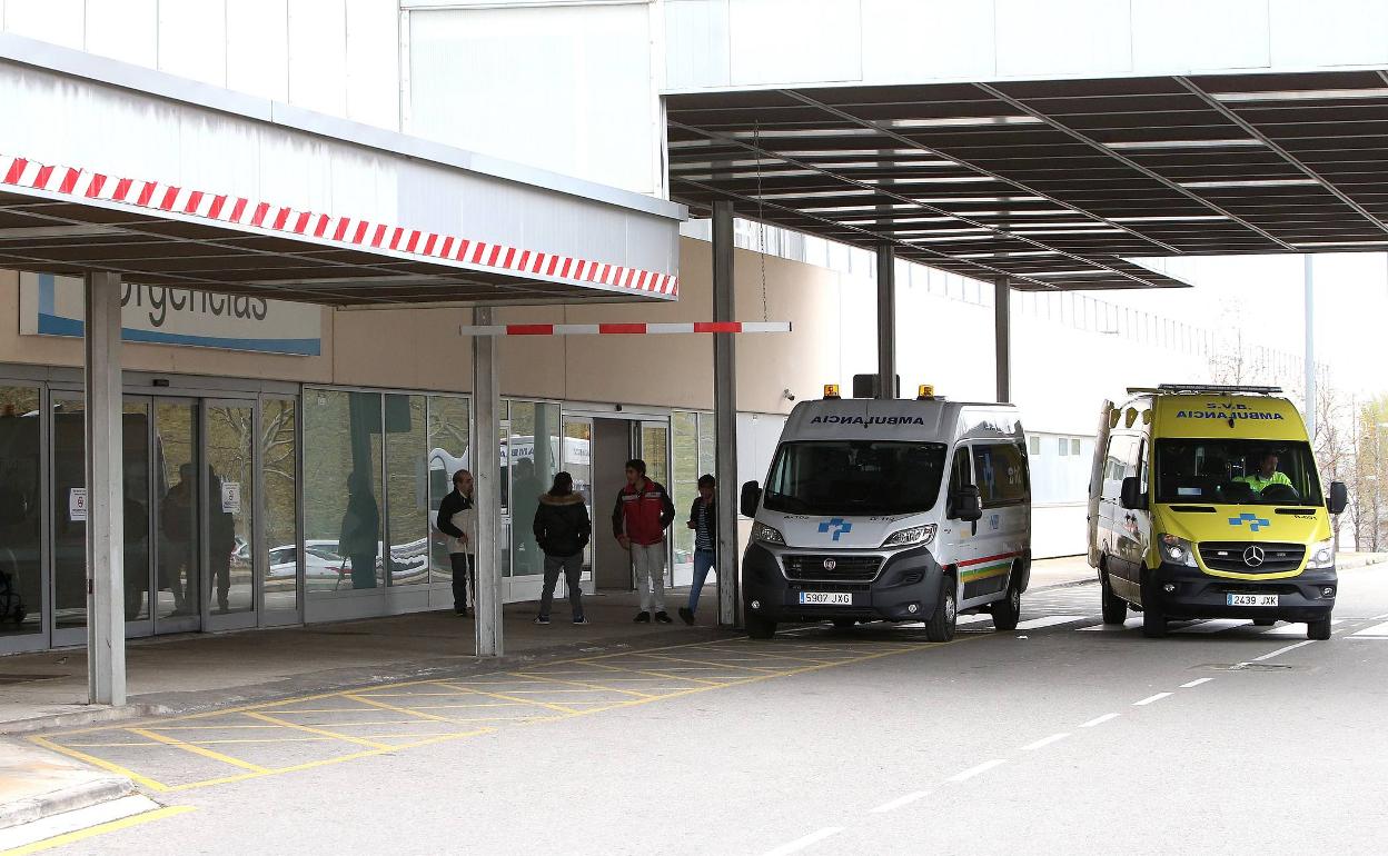 Una mujer y sus dos hijos trasladados al San Pedro por la inhalación de monóxido de carbono en una vivienda de Logroño