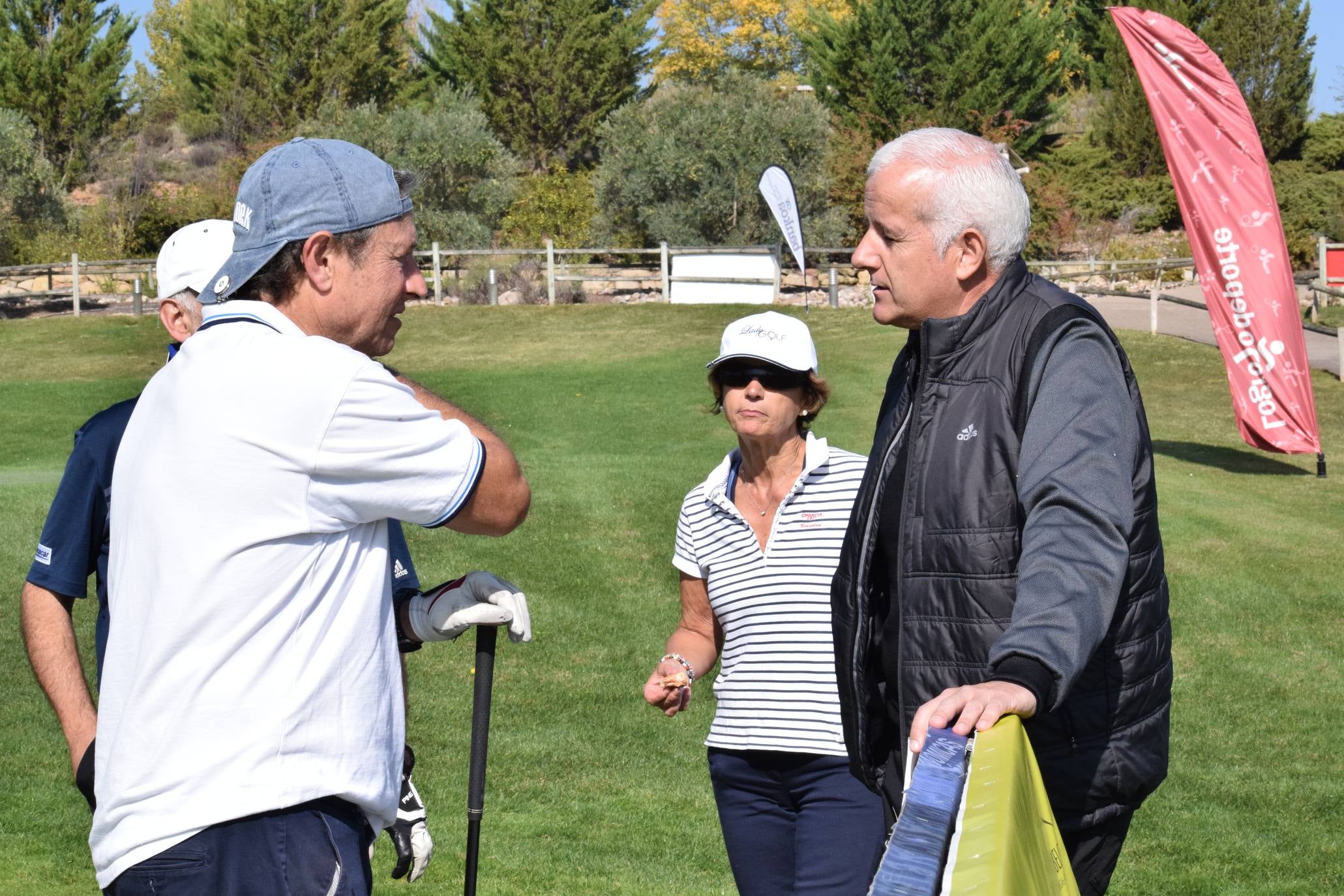 Los jugadores pasaron un gran día de golf en el último torneo de la Liga de Golf y Vino antes de la gran final.