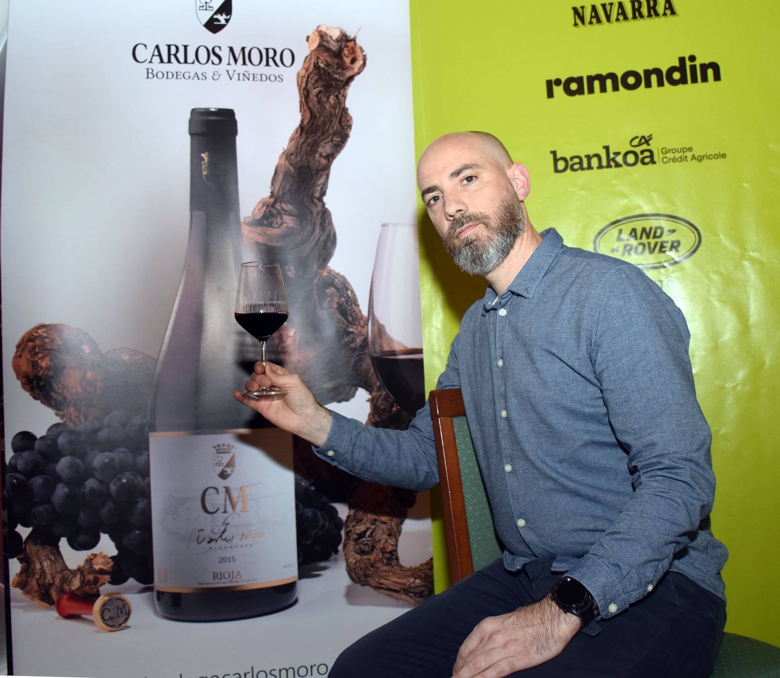 Los jugadores disfrutaron de la cata de dos vinos de Bodegas Carlos Moro antes de la entrega de premios.