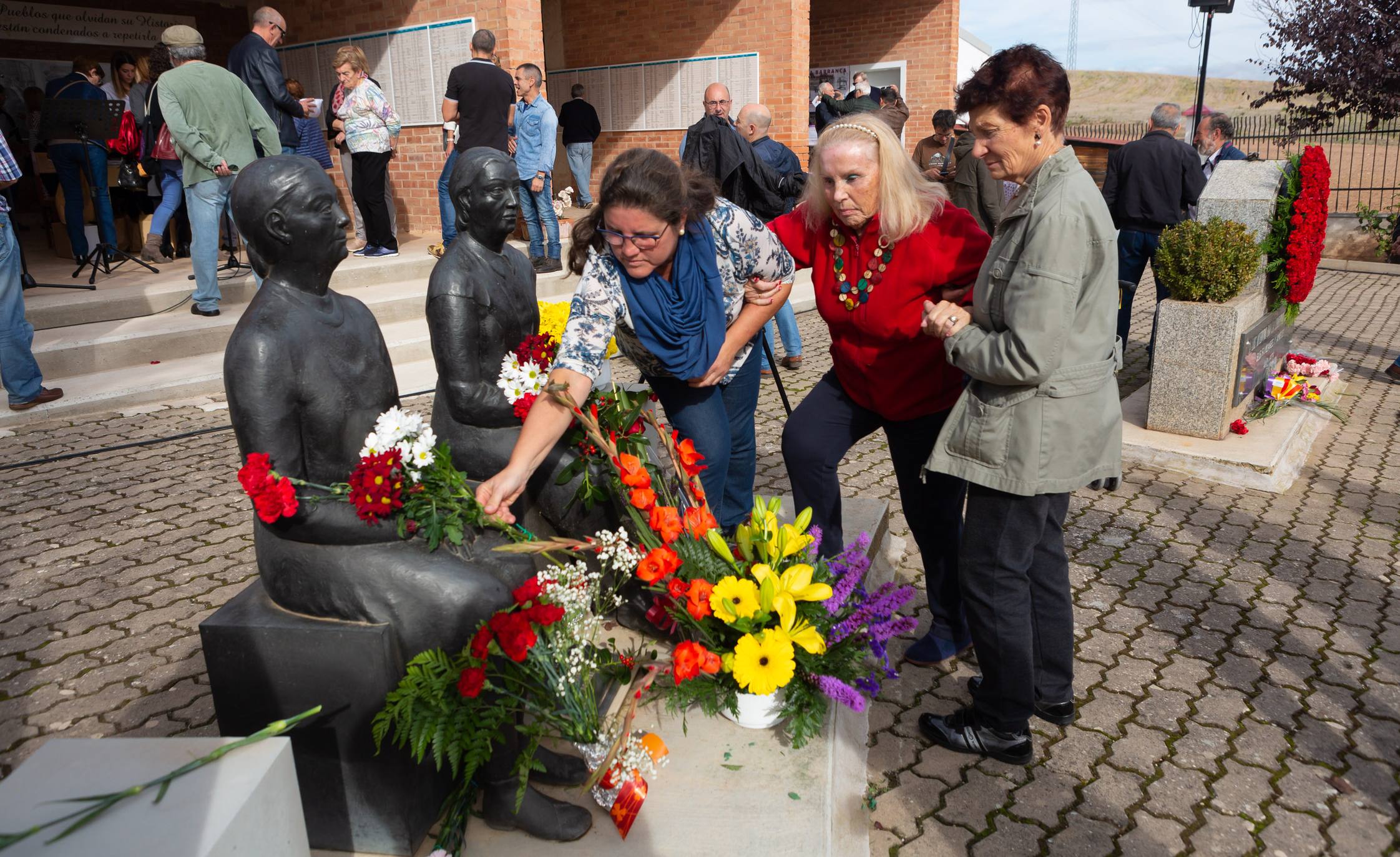 Fotos: Homenaje de La Barranca a las víctimas de la Guerra Civil