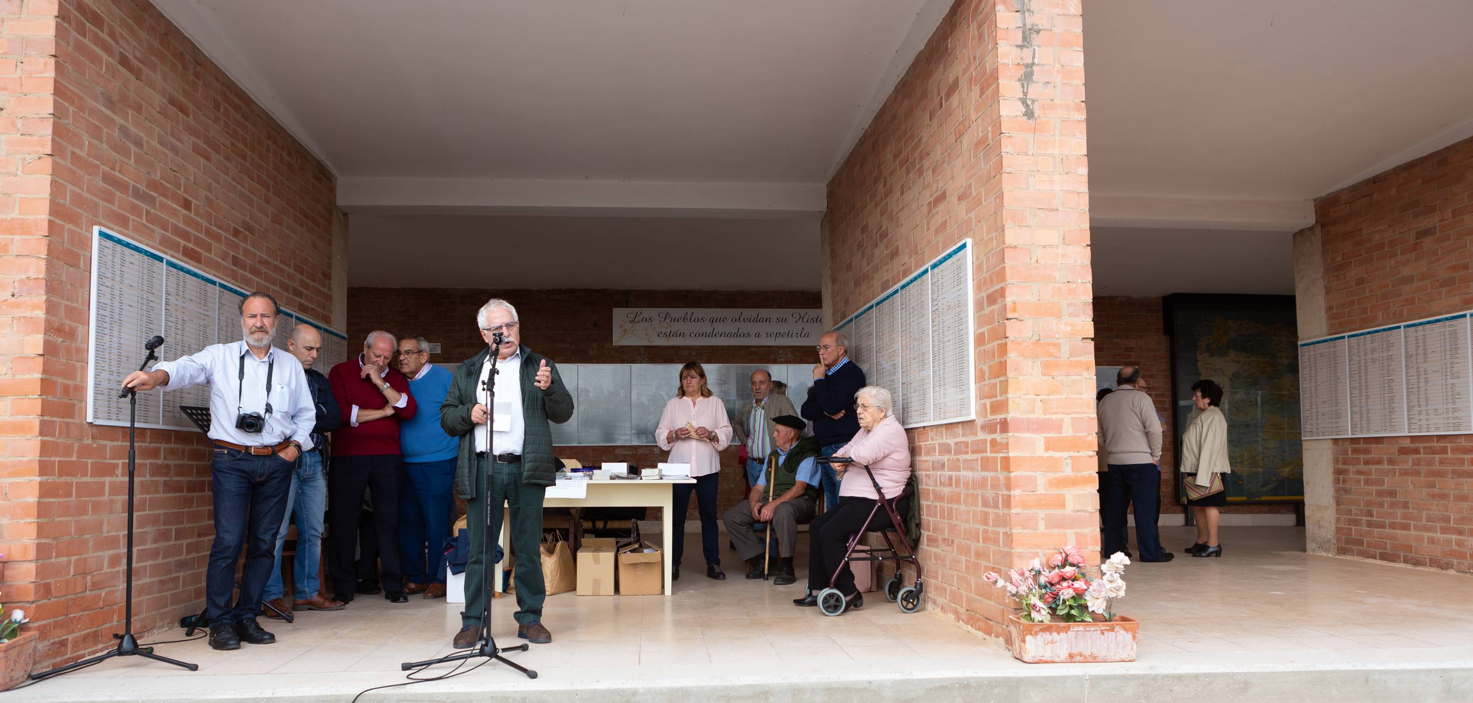 Fotos: Homenaje de La Barranca a las víctimas de la Guerra Civil