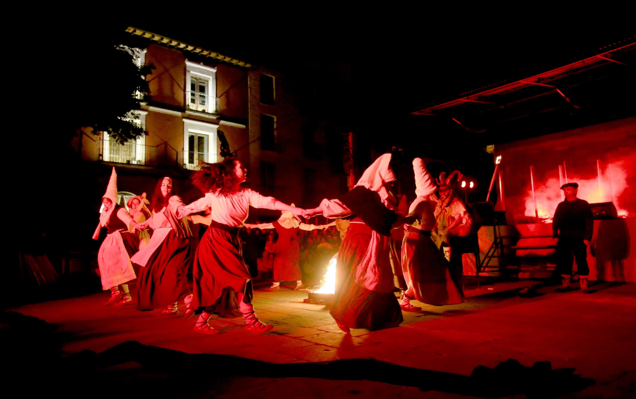 Logroño ha vivido una nueva jornada de actos dentro del programa de las Brujas de Zugarramurdi. 