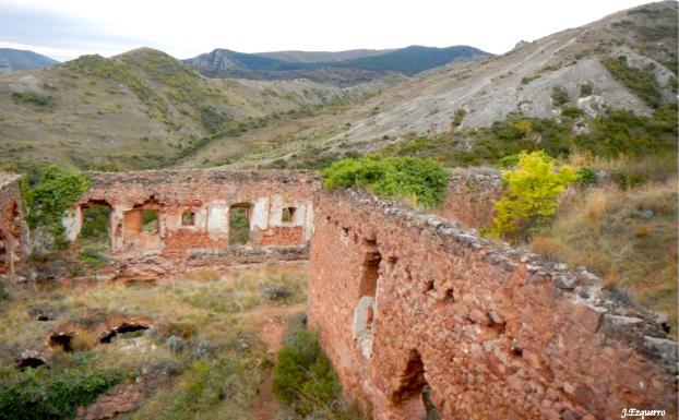 Imagen principal - Ruinas de San Prudencio, sendero de aproximación y camino entre Ribafrecha y Alberite