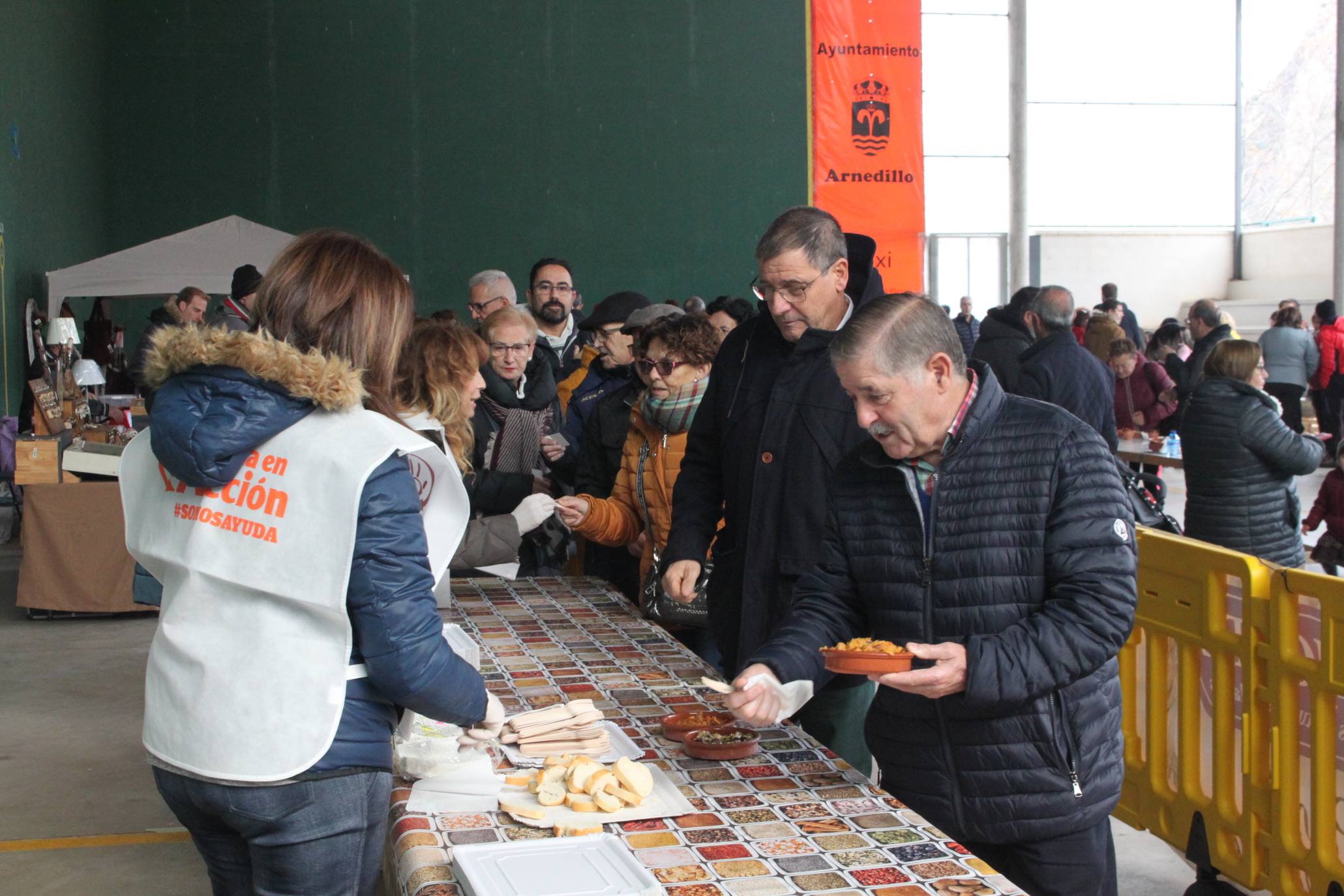 Cientos de personas se han acercado a la localidad riojabajeña. 