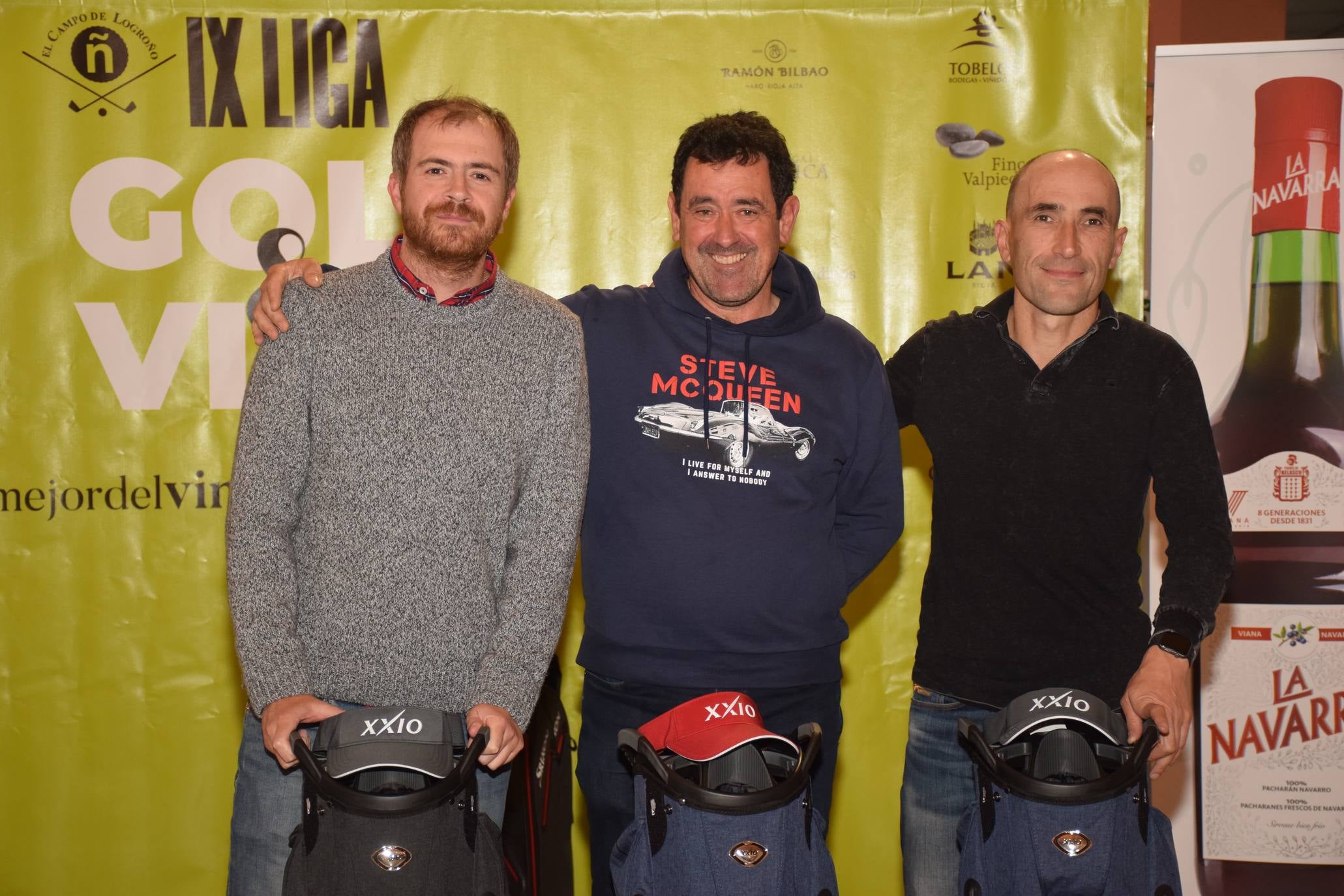 Entrega de premios a los ganadores de la Liga de Golf y Vino. 