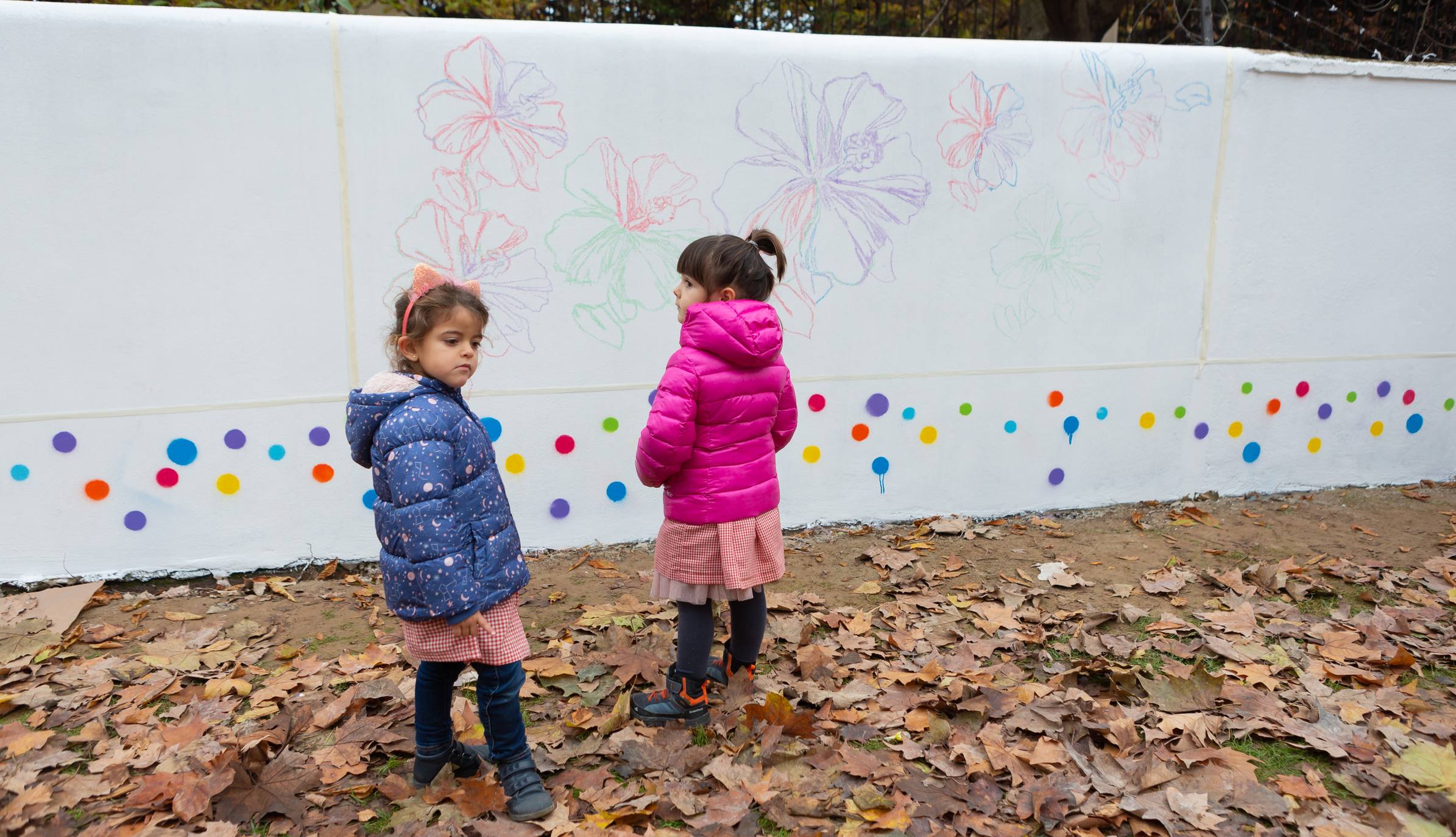 Escolares de Logroño pintan un mural en General Urrutia por las víctimas machistas