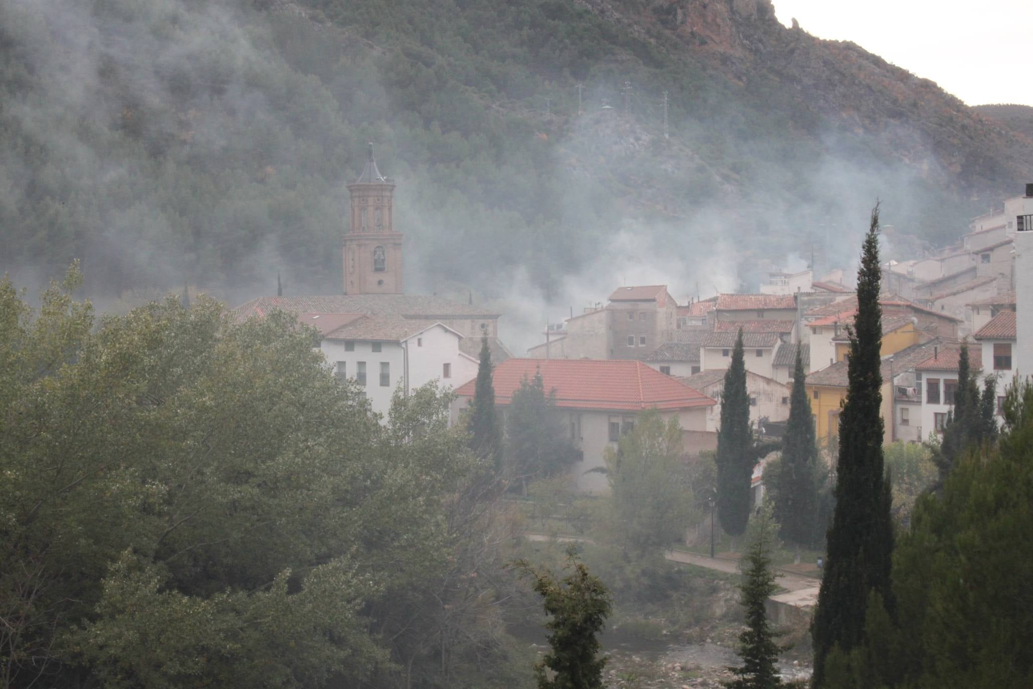 Impresionante, como cada año, la Procesión del Humo de Arnedillo. 