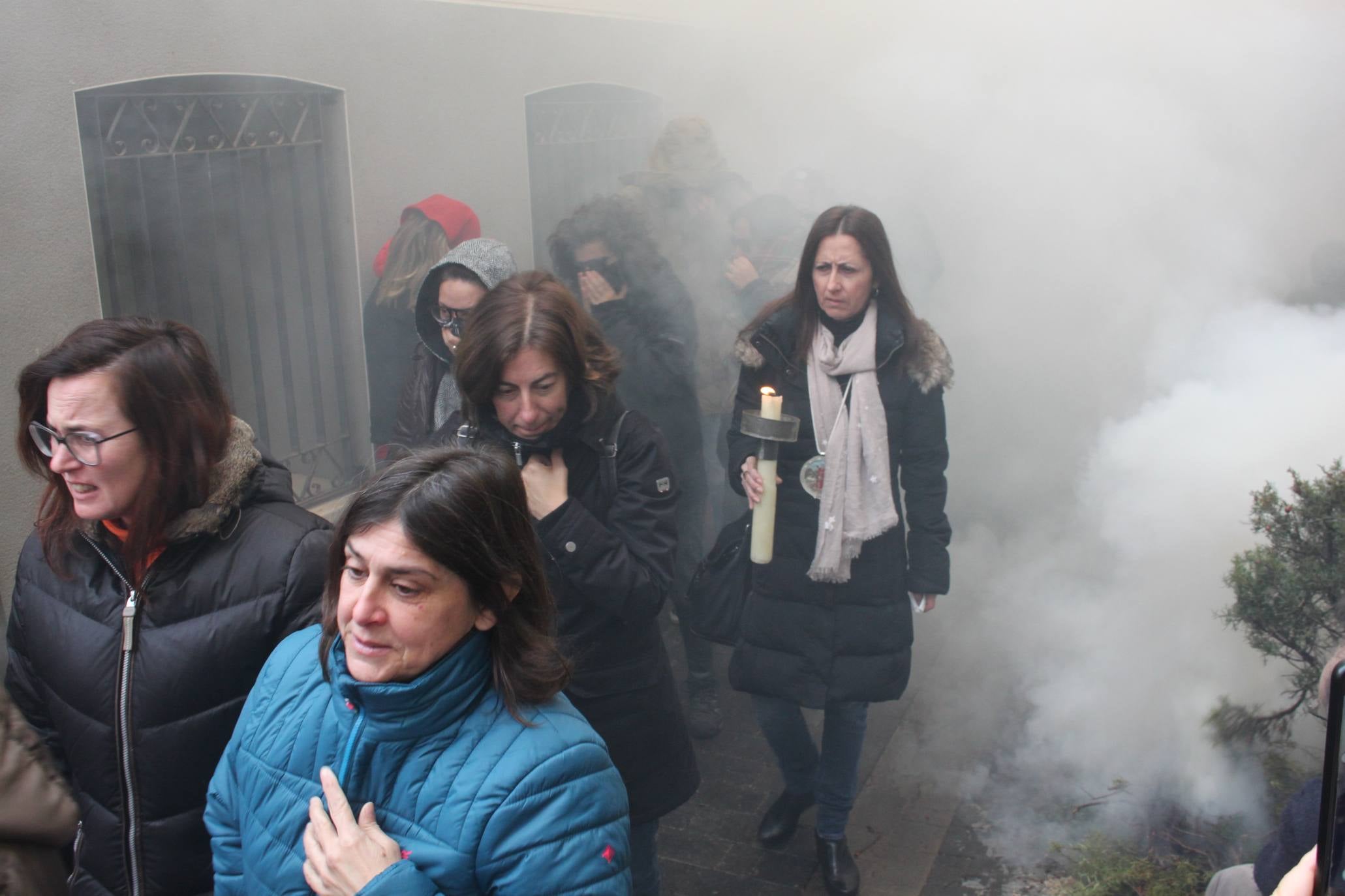 Impresionante, como cada año, la Procesión del Humo de Arnedillo. 