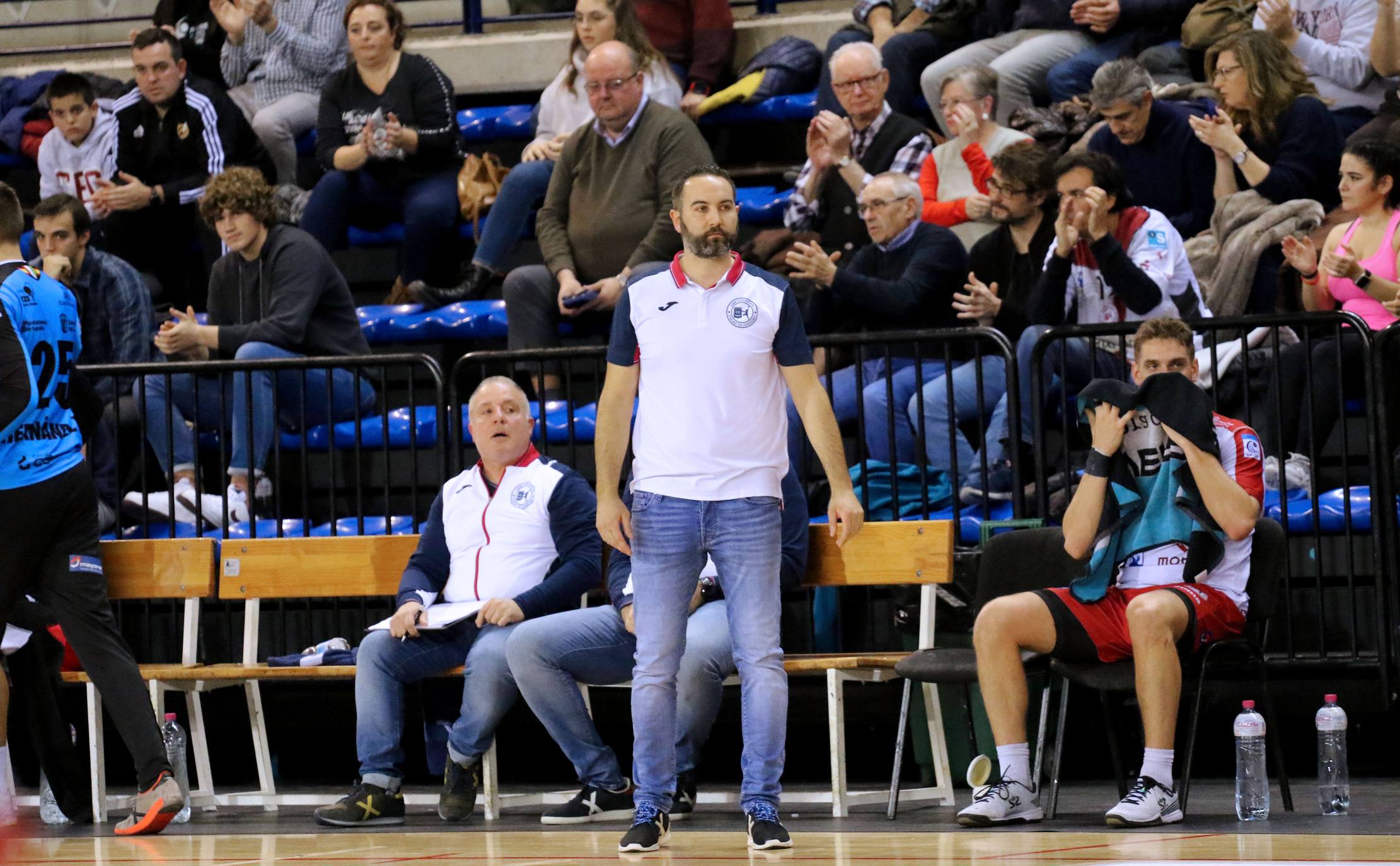 Los riojanos han vencido al bloque pucelano y se acercan a la Copa Asobal. 