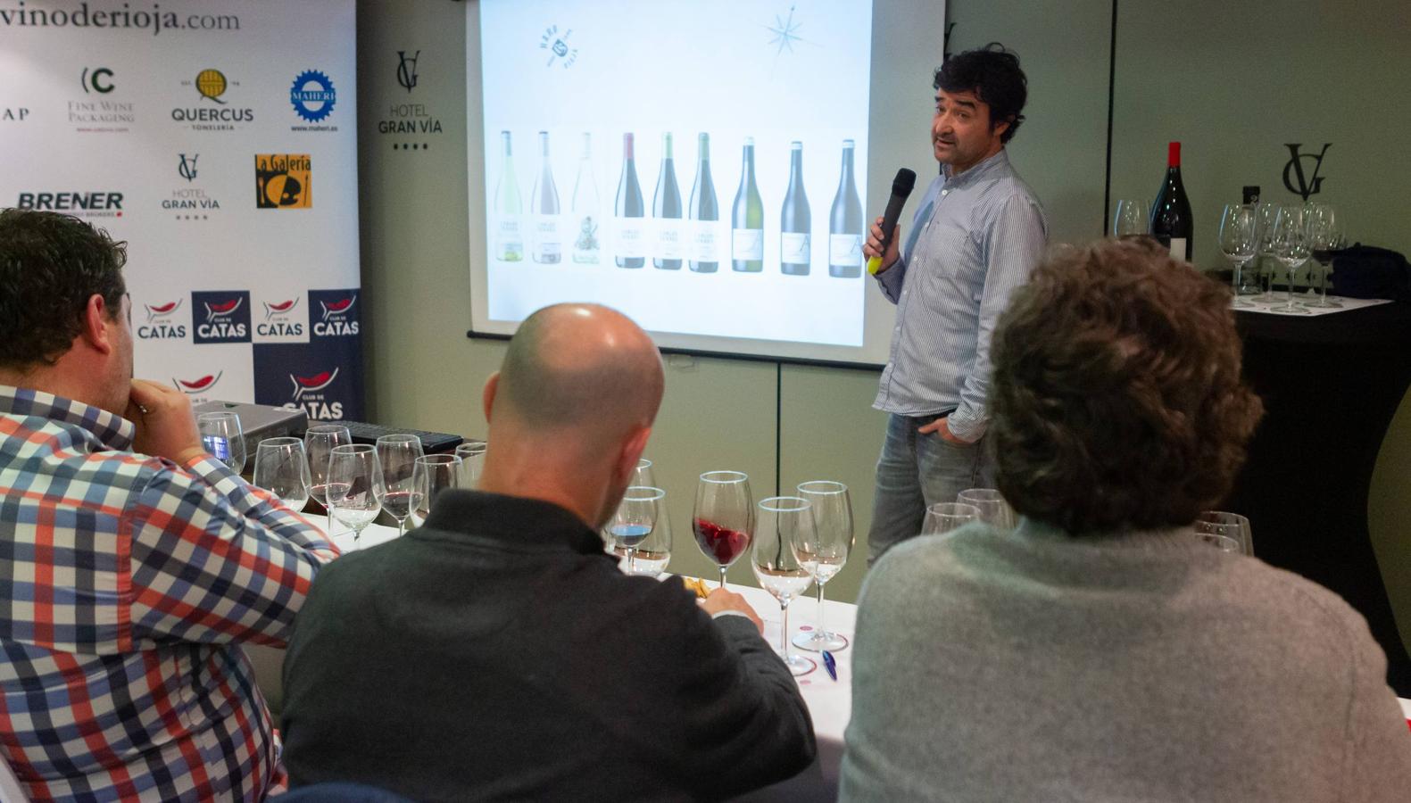 Roberto de Carlos, enólogo de Carlos Serres, presentó anoche la nueva gama Onomástica de esta centenaria bodega jarrera en el Club de Catas.