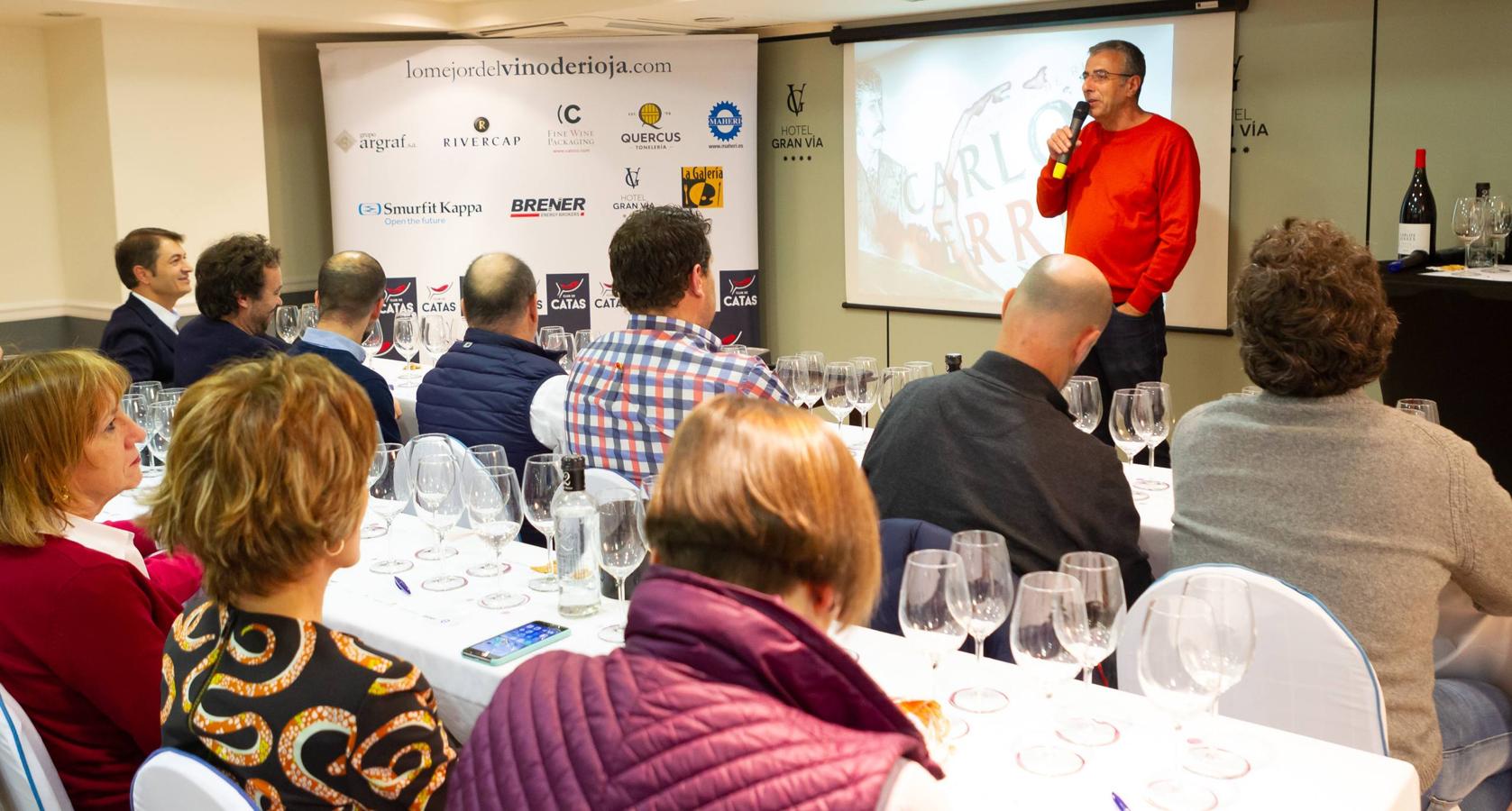 Roberto de Carlos, enólogo de Carlos Serres, presentó anoche la nueva gama Onomástica de esta centenaria bodega jarrera en el Club de Catas.