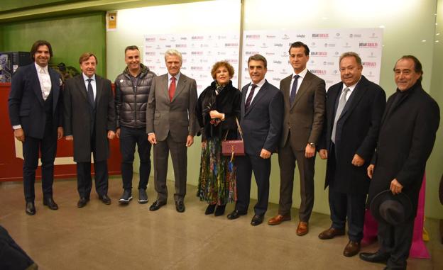 Javier Conde, Curro Vazquez, Basilio García, Juan Antonio Ruiz 'Espartaco', Lourdes Calvo, Victorino Martín, Ignacio Ríos, Basilio García (padre) y Luis Francisco Esplá .