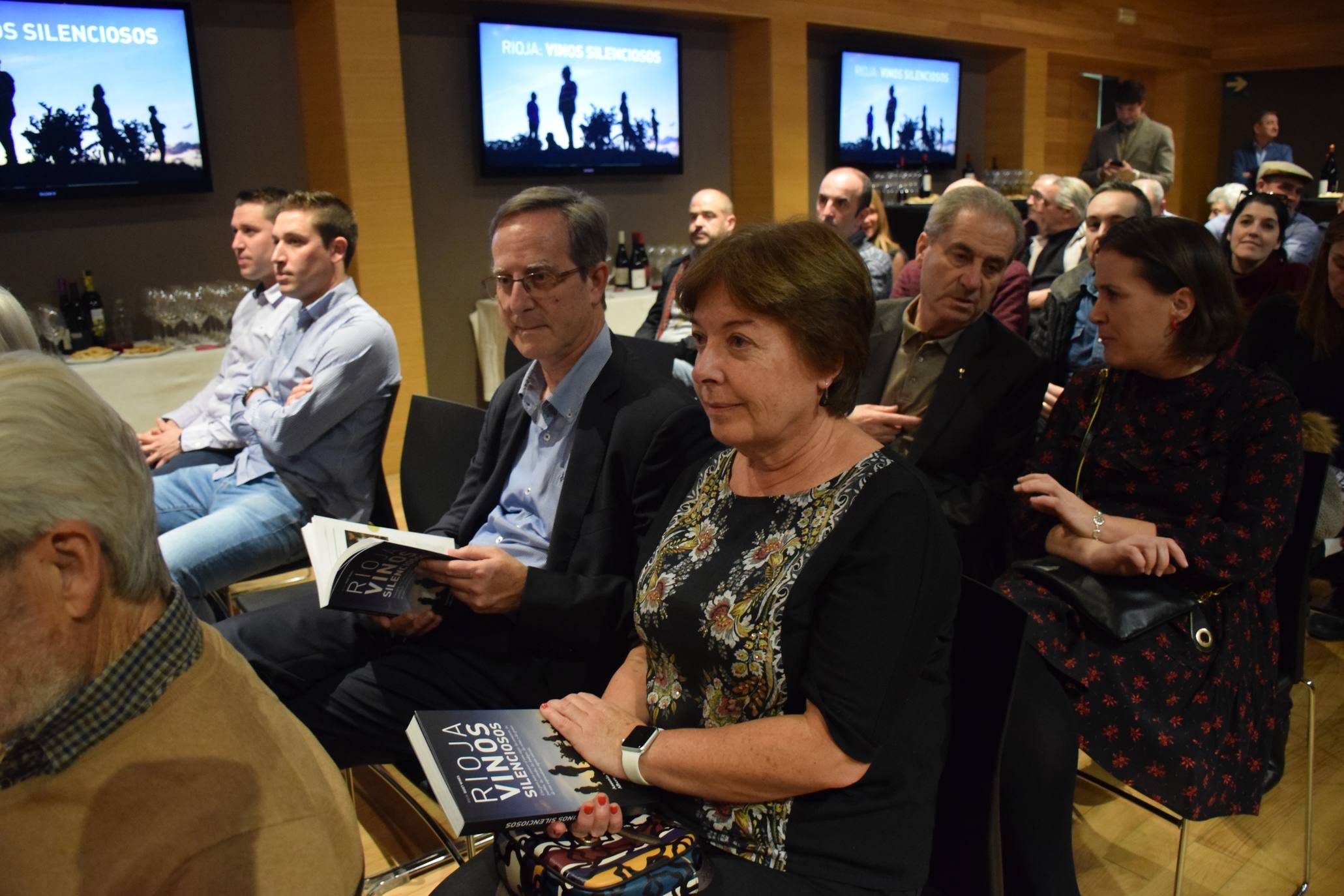 Fotos: Alberto Gil y Antonio Remesal presentan en el Espacio Lagares el libro-guía &#039;Rioja: vinos silenciosos&#039;