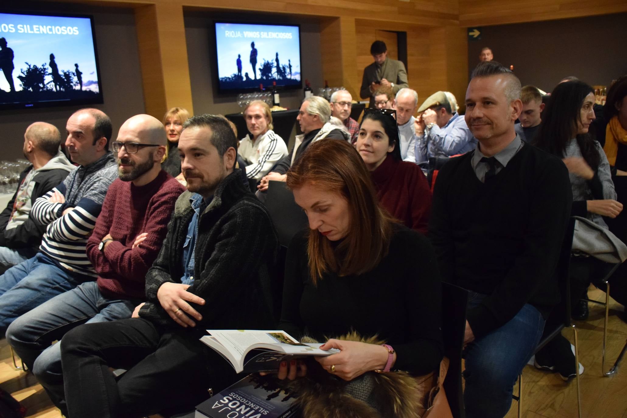 Fotos: Alberto Gil y Antonio Remesal presentan en el Espacio Lagares el libro-guía &#039;Rioja: vinos silenciosos&#039;