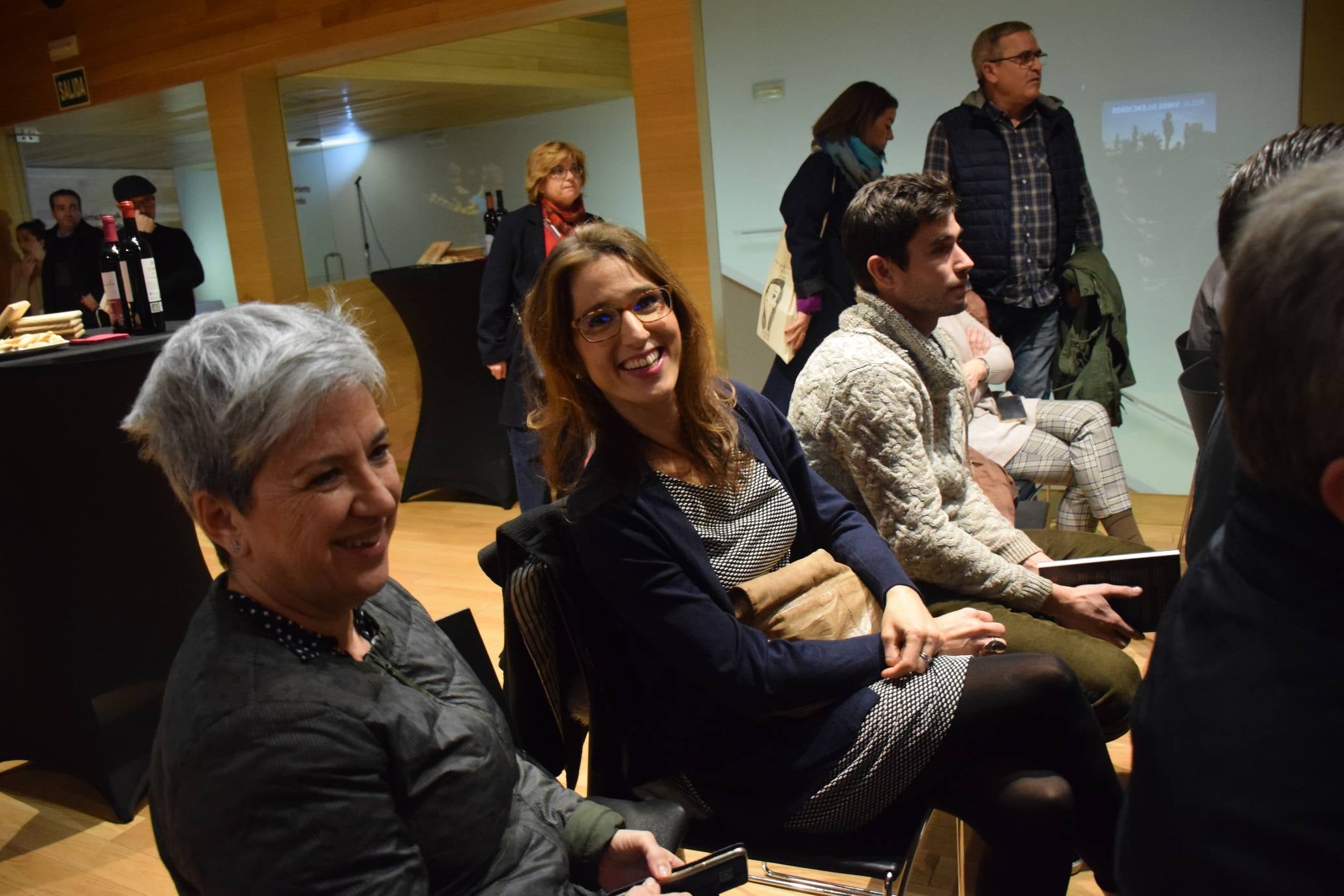 Fotos: Alberto Gil y Antonio Remesal presentan en el Espacio Lagares el libro-guía &#039;Rioja: vinos silenciosos&#039;