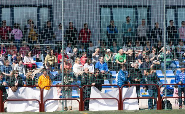 Gradas de La Ribera, durante un torneo. 