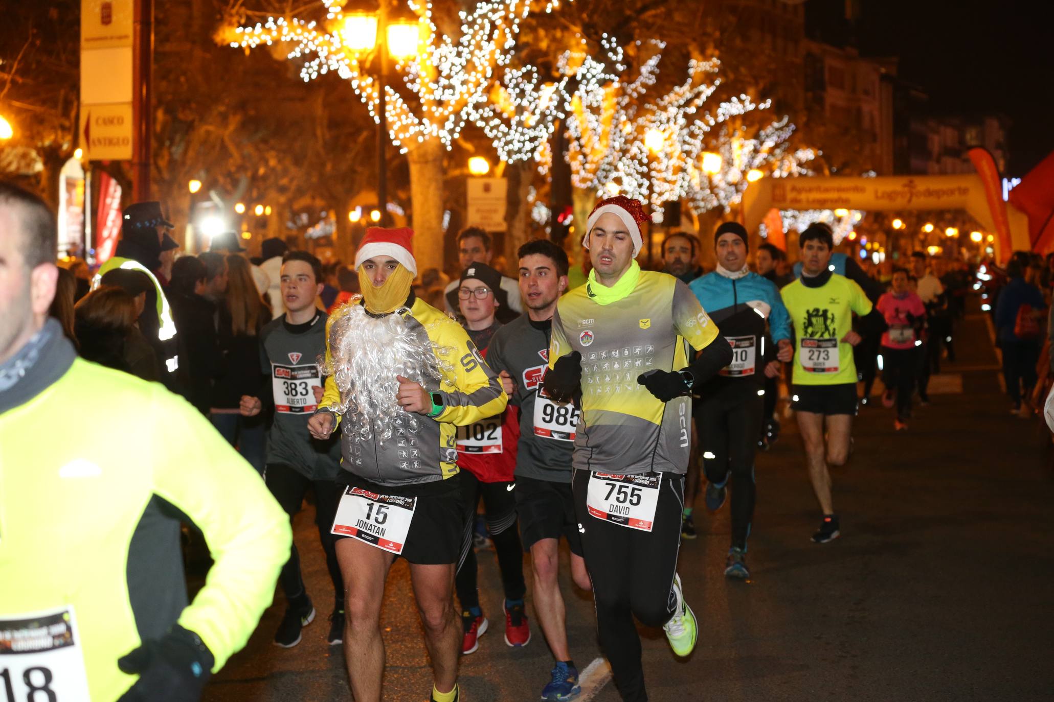 David Martínez y Marta Castroviejo ganan la San Silvestre de Logroño