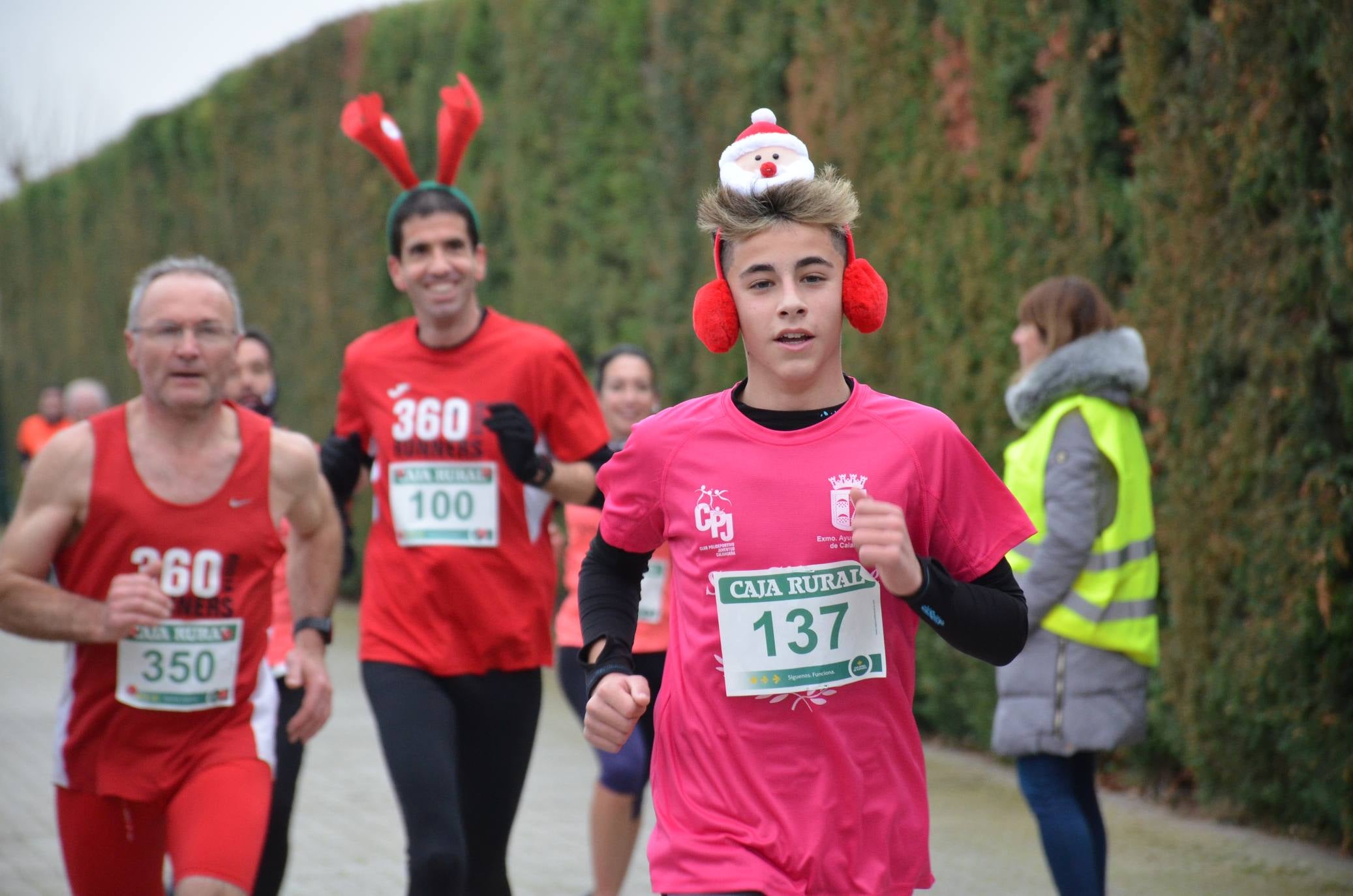 Humor y disfraces en la San Silvestre de Calahorra