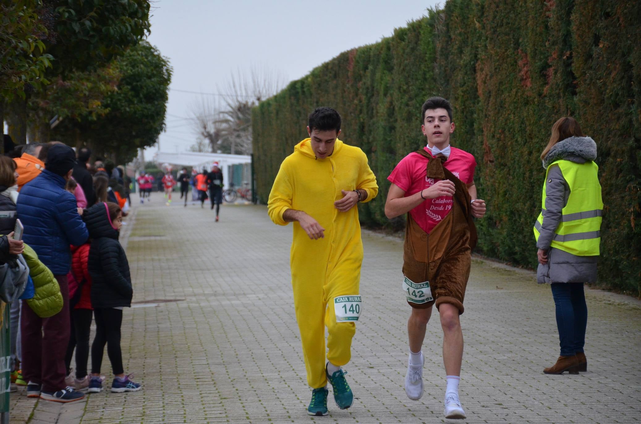 Humor y disfraces en la San Silvestre de Calahorra