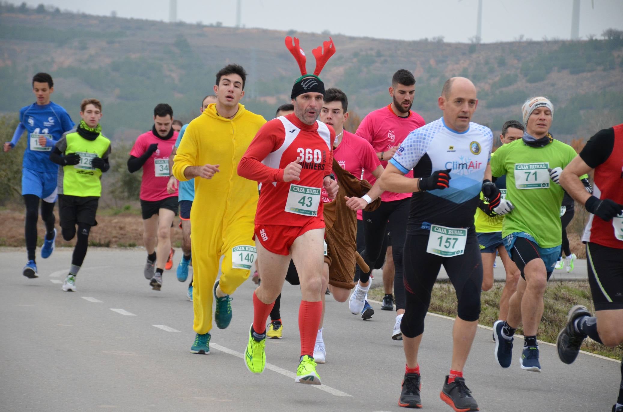 Humor y disfraces en la San Silvestre de Calahorra