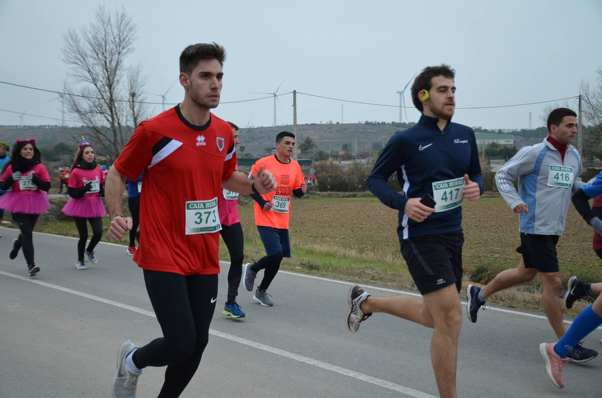 Humor y disfraces en la San Silvestre de Calahorra