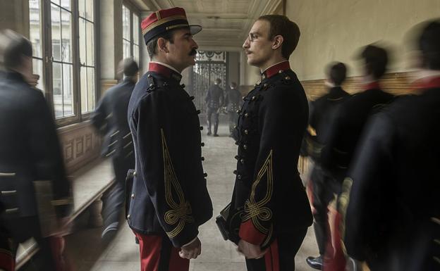 Jean Dujardin y Louis Garrel en 'El oficial y el espía', de Roman Polanski.