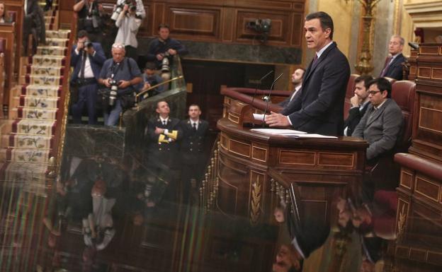 Sánchez defiende abandonar la «vía judicial» en Cataluña por el «dolor» causado