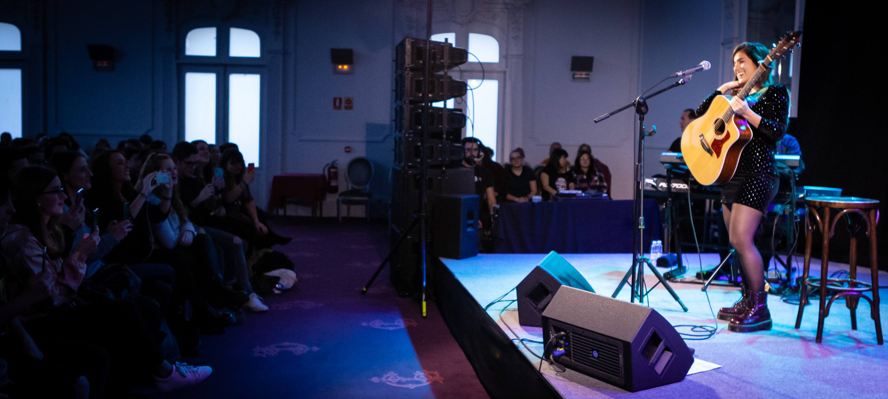 La concursante de OT ha ofrecido una recital en el Círculo Logroñés.