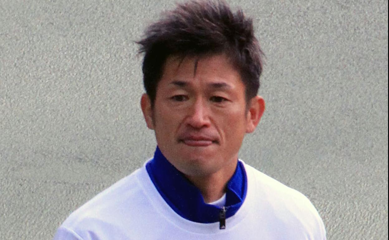 Miura, el japonés que estuvo a punto de fichar el Logroñés, sigue en activo con 52 años