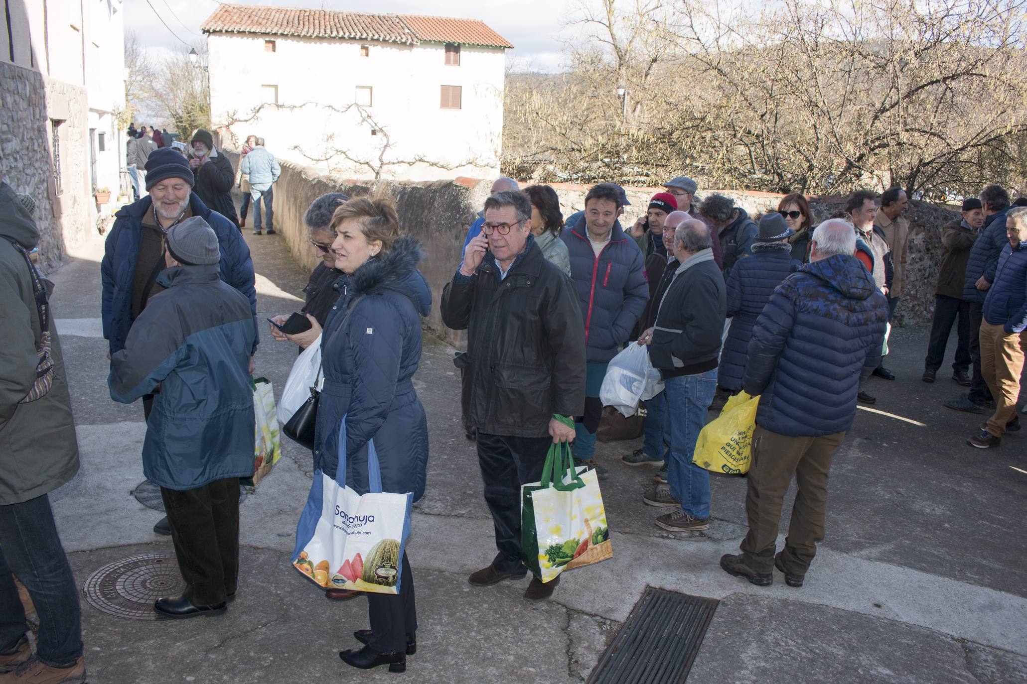 Ojacastro reparte 2.000 raciones de habas por San Antón