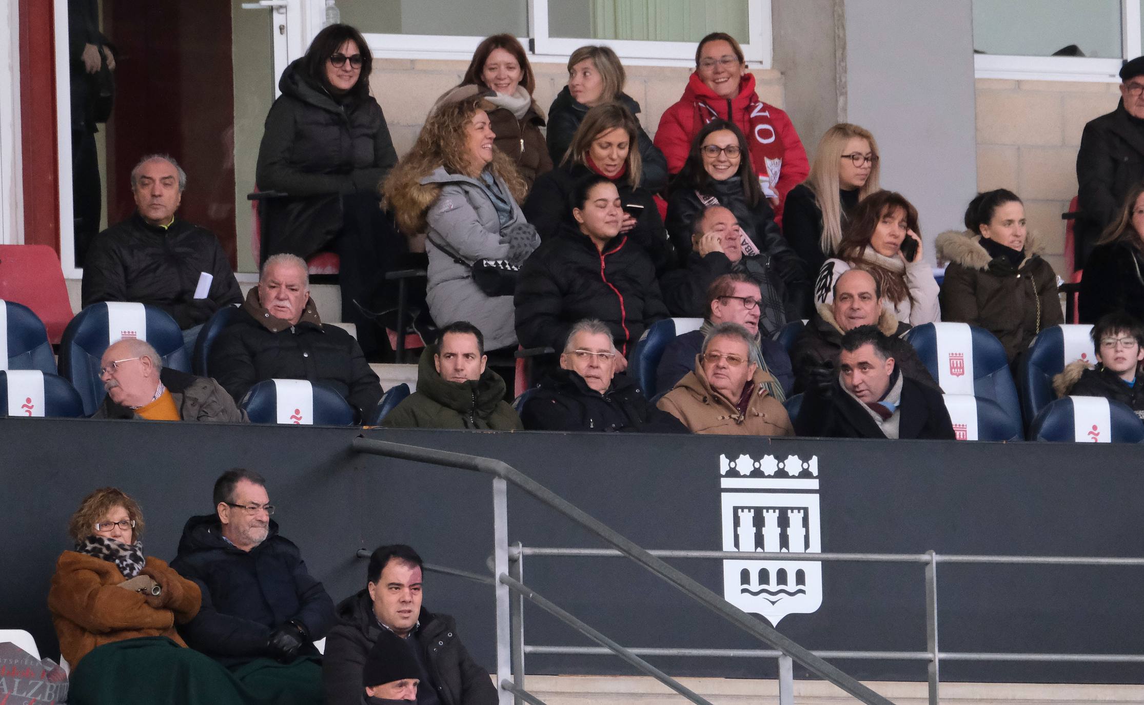 Riojanas y canarias han firmado tablas en Las Gaunas y la delantera zambiana se ha despedido de la afición riojana.