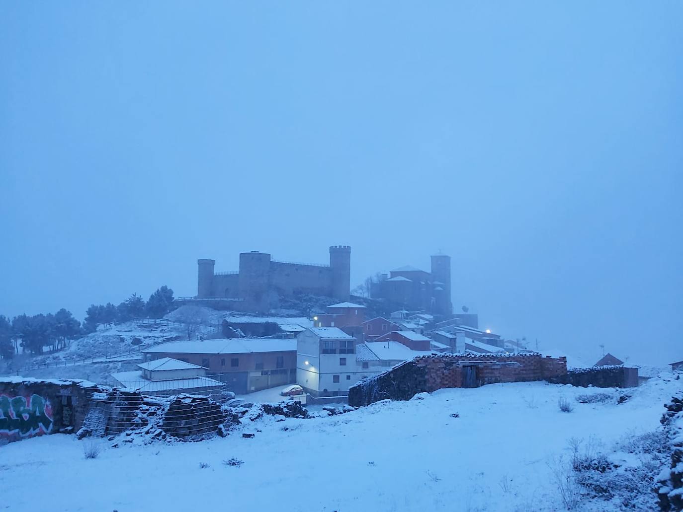 Tal y como anunció ayer la Aemet, los riojanos somos testigos hoy de la alerta amarilla por nieve