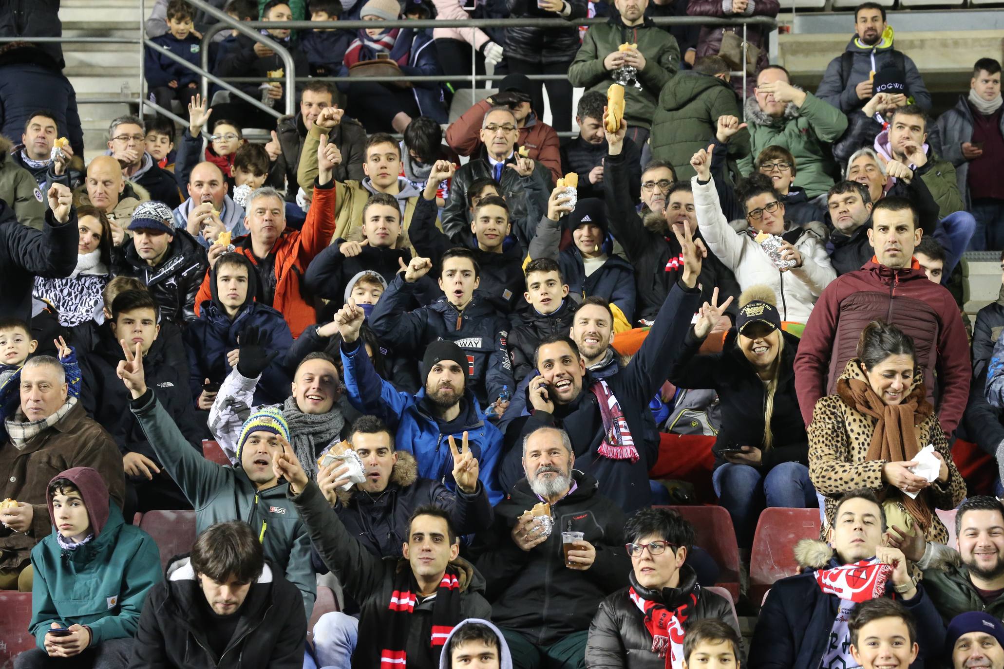 Más de 11.000 espectadores se han dado cita en el Campo Municipal