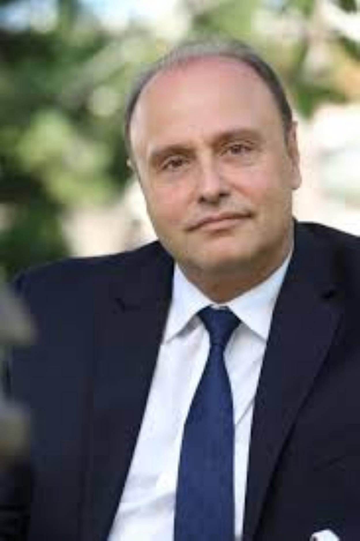 González-Hurtado. :: l.r.