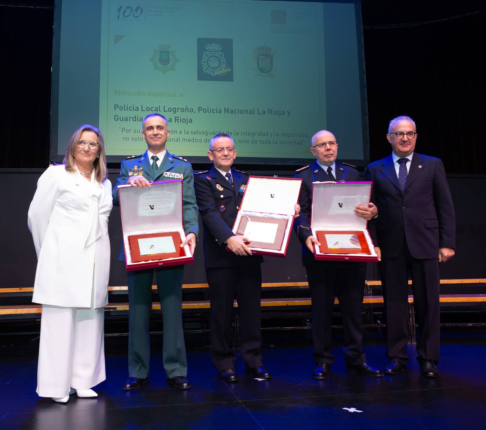 El Colegio Oficial de Médicos de La Rioja entrega sus galardones