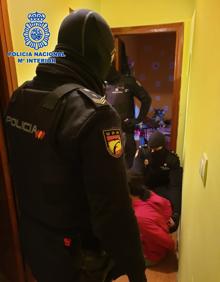 Imagen secundaria 2 - Detenido un joven de Galbárrulli por un robo con violencia a un anciano