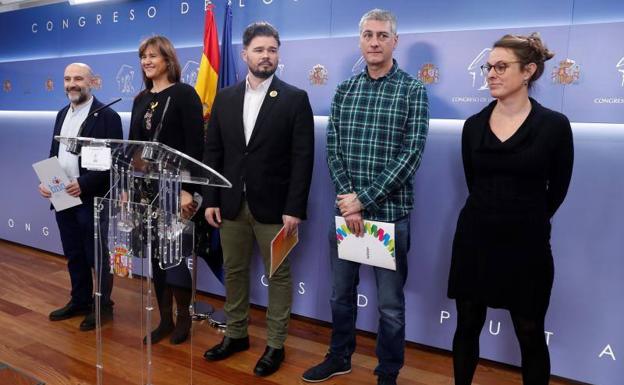 Los independentistas justifican su desplante al Rey en el Congreso: «No nos representa»