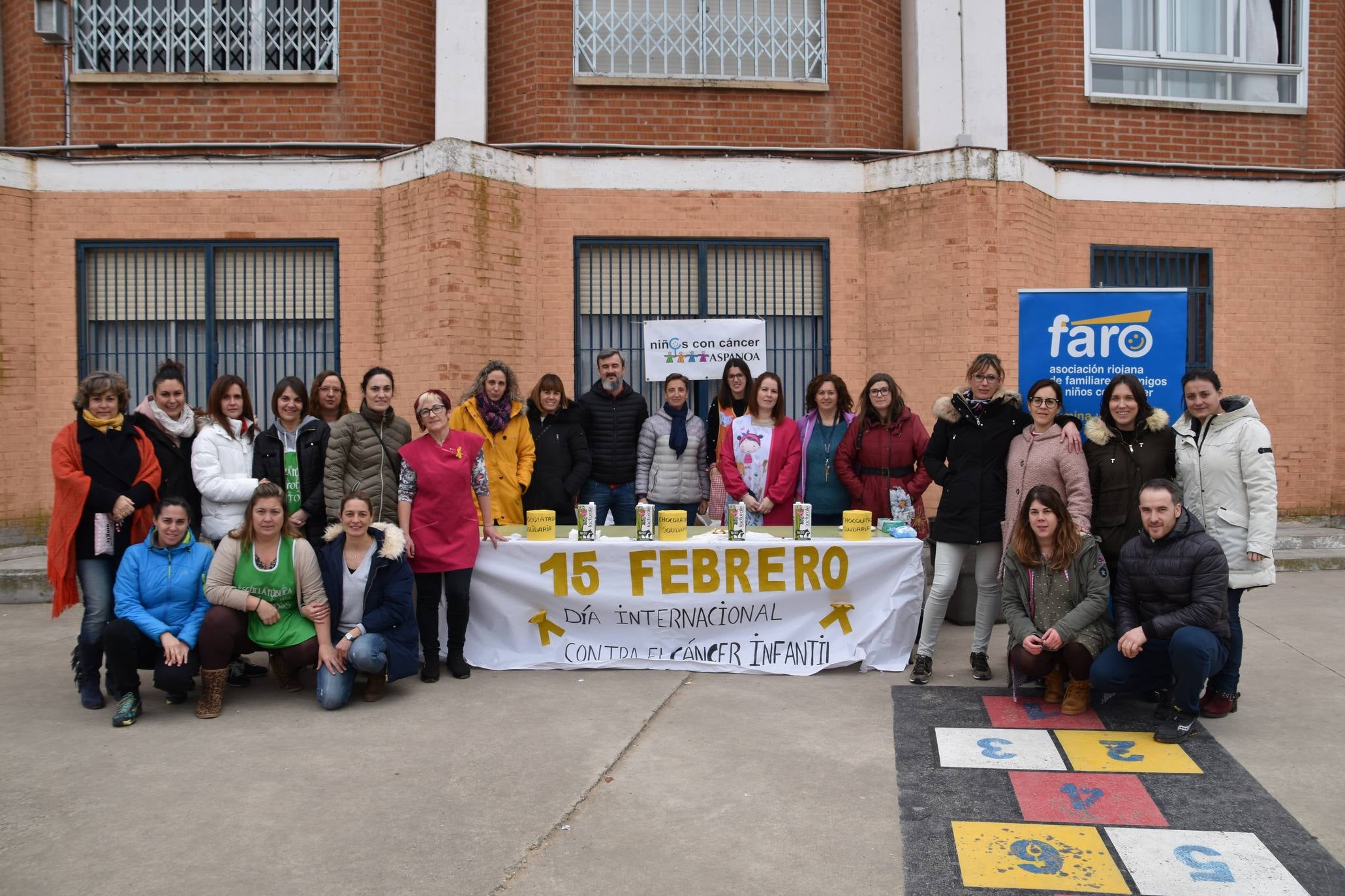 Fotos: II chocolatada solidaria del colegio de Rincón de Soto