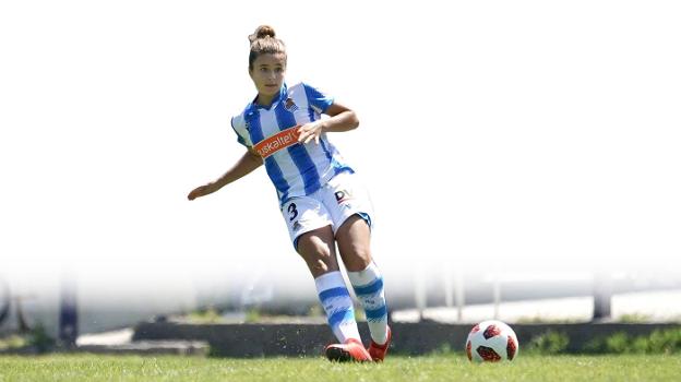 Ana Tejada, en un partido con la Real Sociedad. :: d.v.