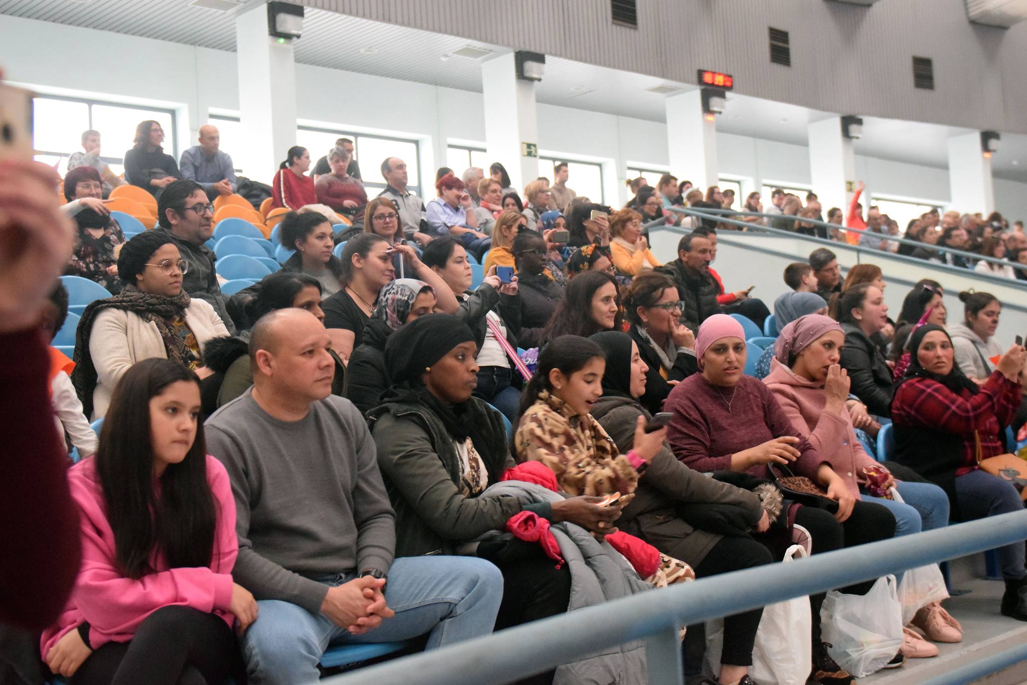 Celebración del Carnaval de las ludotecas municipales de Logroño en el Polideportivo de Las Gaunas.