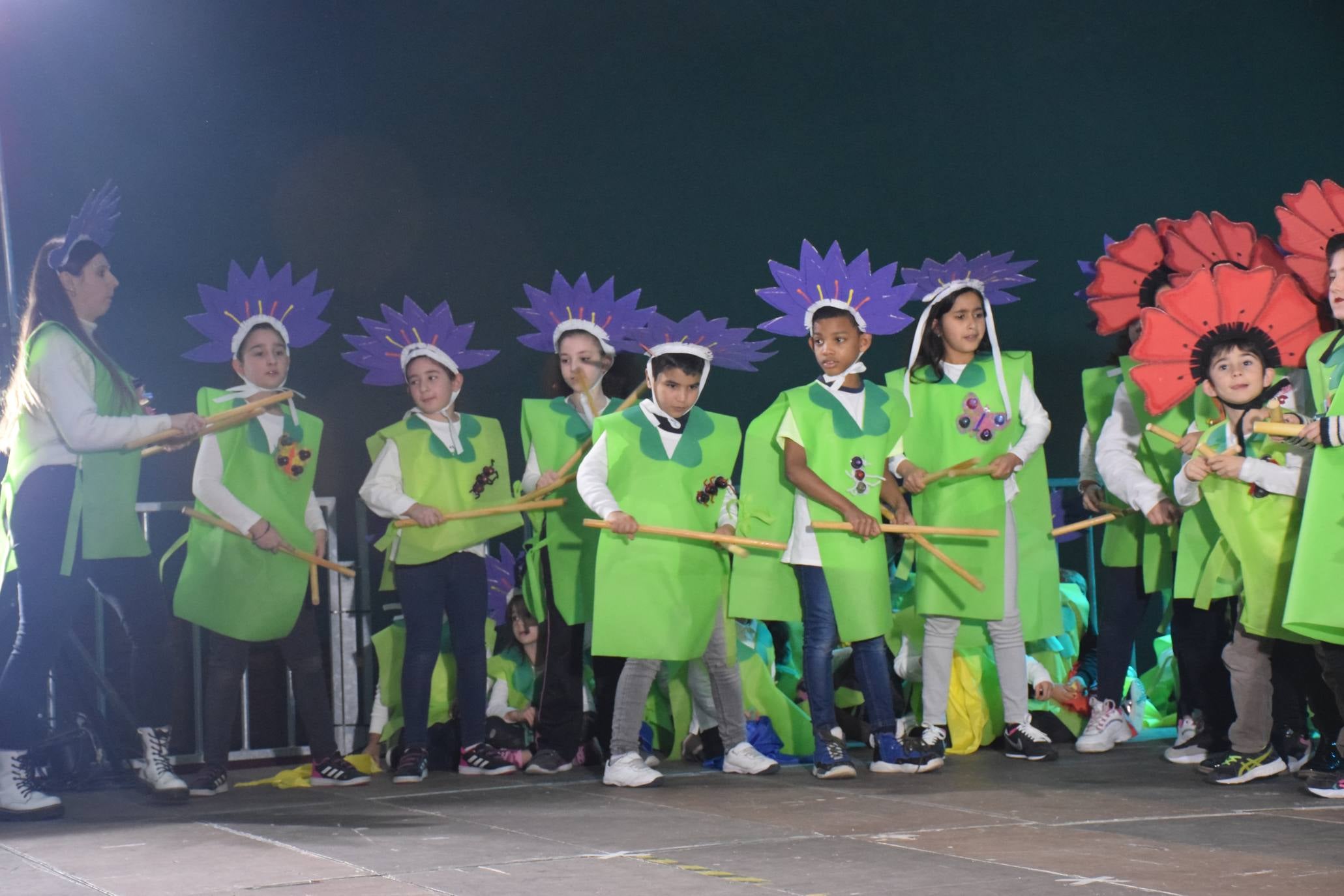 Celebración del Carnaval de las ludotecas municipales de Logroño en el Polideportivo de Las Gaunas.