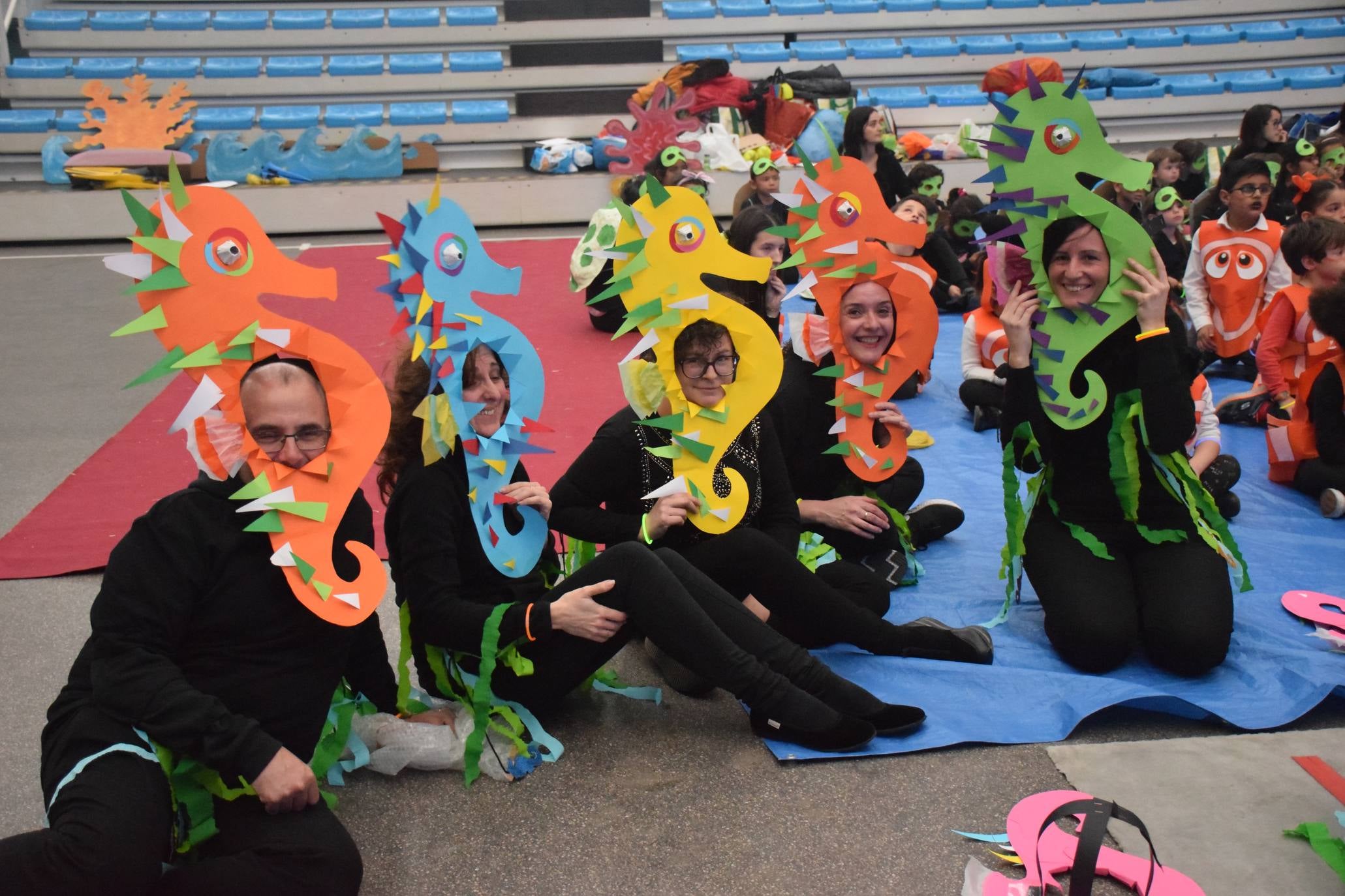 Celebración del Carnaval de las ludotecas municipales de Logroño en el Polideportivo de Las Gaunas.