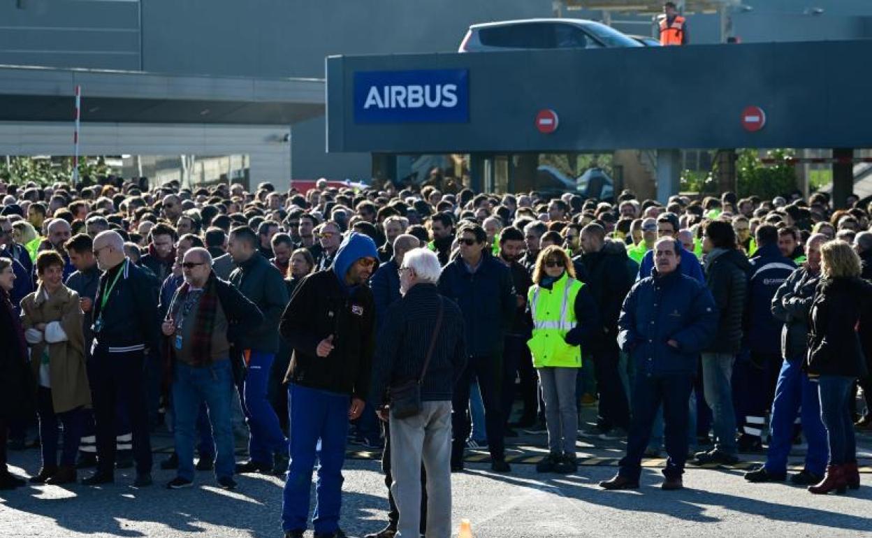 Concentración de trabajadores de Airbus en Getafe (Madrid).