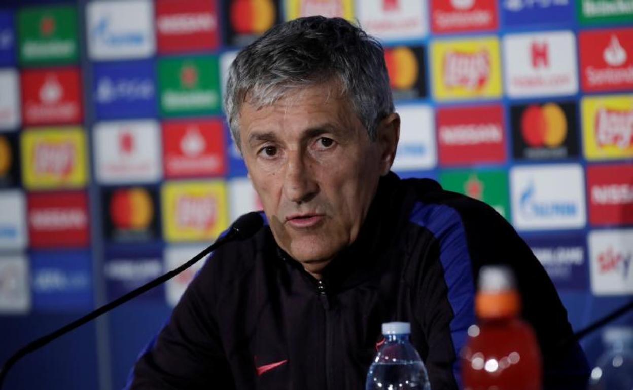 Quique Setién, entrenador del Barça, en su comparecencia previa al partido de Champions en Nápoles 