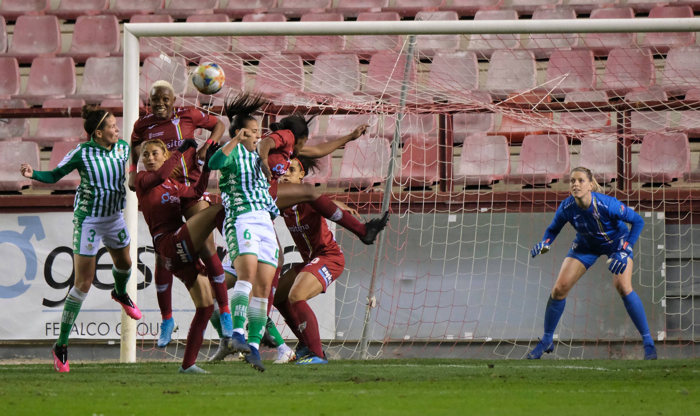 Fotos: Las imágenes de la histórica clasificación del EDF para las semifinales de la Copa de la Reina