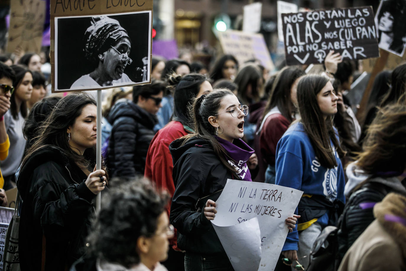 Fotos: 8M: Manifestación del Día Internacional de la Mujer en Logroño